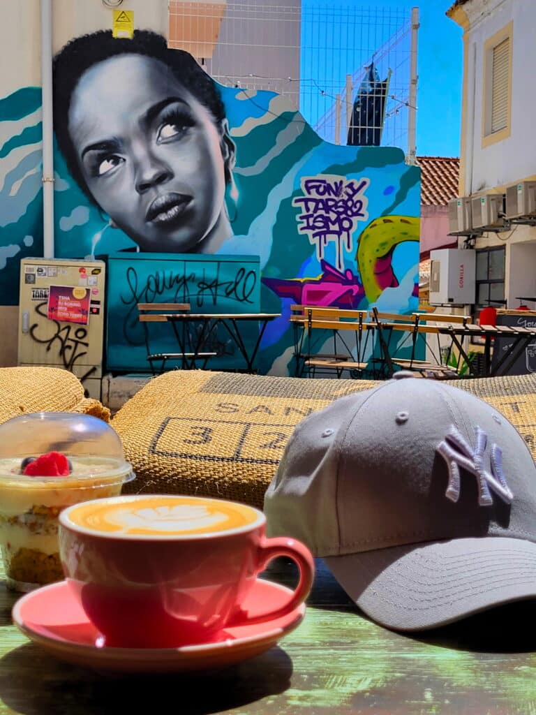 5 - Café corner conversations - Algarve