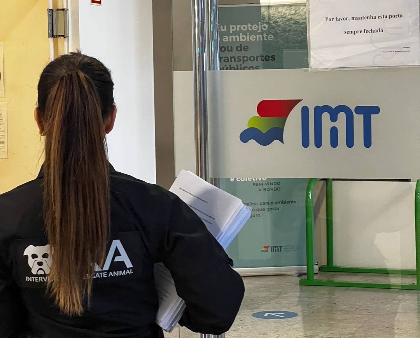 IRA petition delivered to IMT