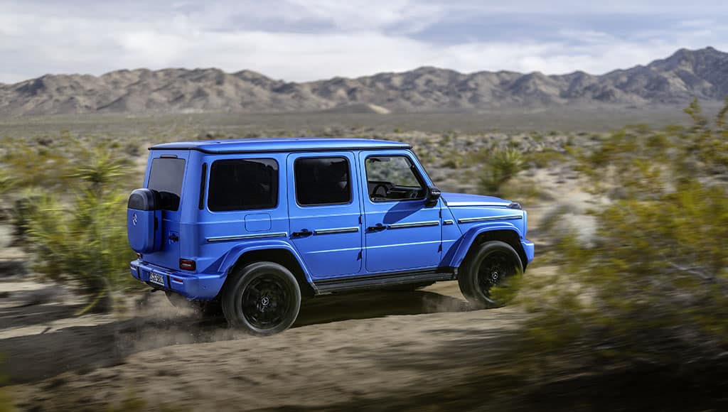 Mercedes-Benz G580 mit EQ Technology, EDITION ONE, Exterior: MANUFAKTUR südseeblau magno, Interior: Leder Nappa silber pearl/schwarz (Energieverbrauch kombiniert: 30,3-27,7 kWh/100 km | CO2-Emissionen kombiniert: 0 g/km | CO2-Klasse: A);(Energieverbrauch kombiniert: 30,3-27,7 kWh/100 km | CO2-Emissionen kombiniert: 0 g/km | CO2-Klasse: A)