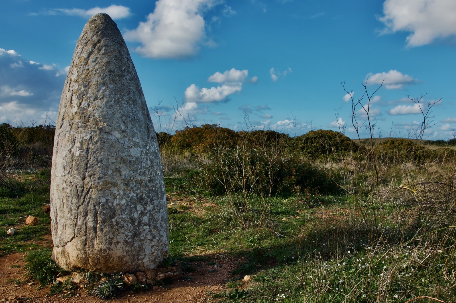 Menhir of Padrão, Neolithic megalith re-erected in 1984