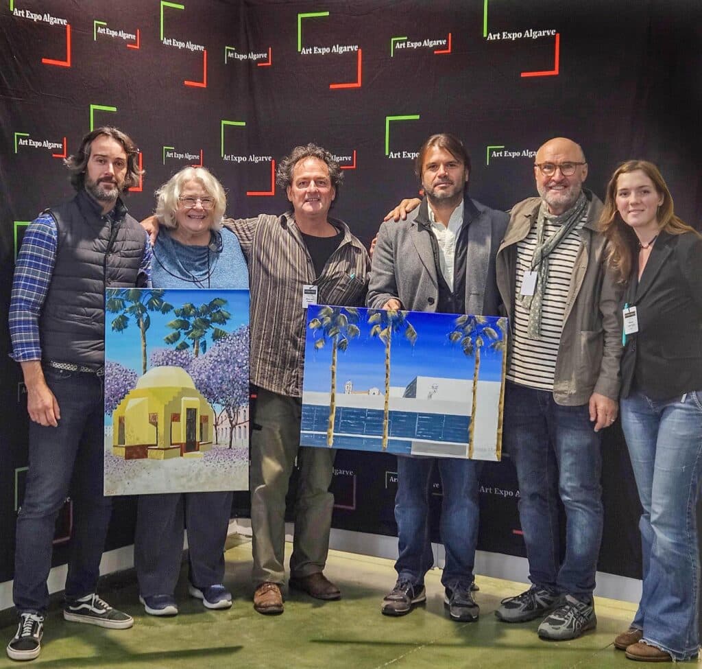 Paintings by artist Rico van Poppel presented to the Câmara and the Bombeiros of Silves