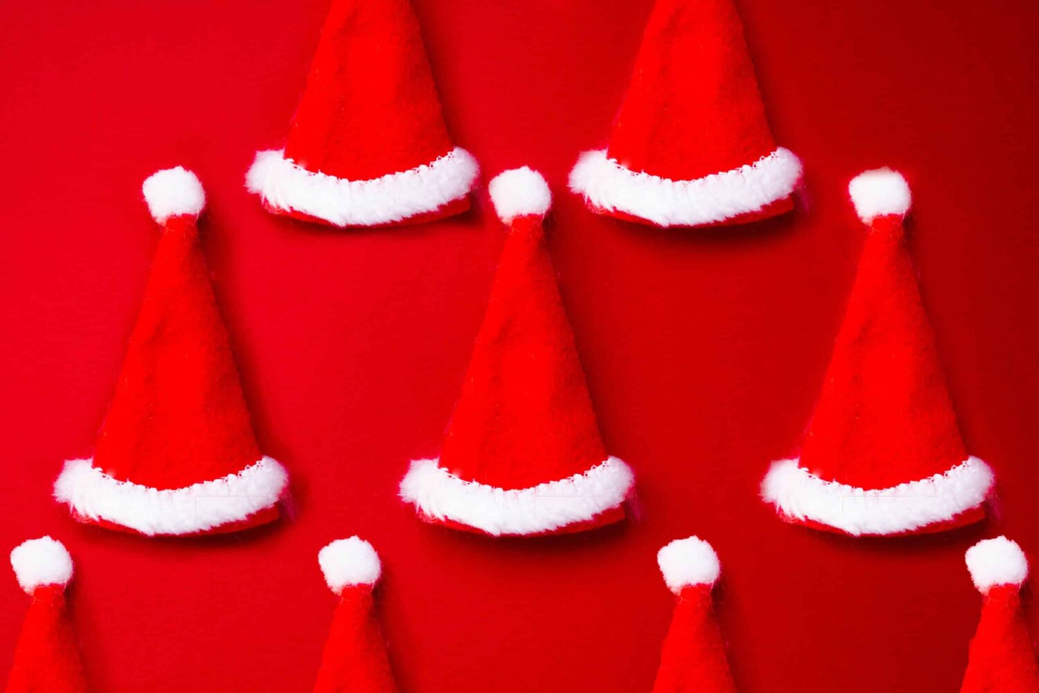 Santa hats (amr-serag-unsplash)