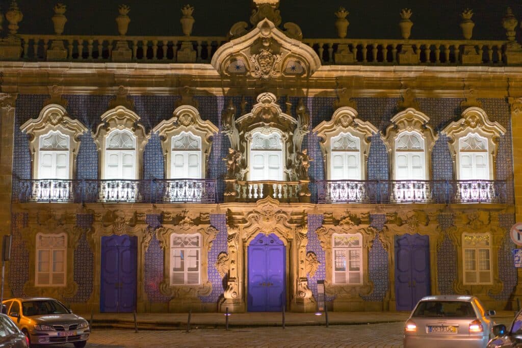 Azulejo façades - Daria