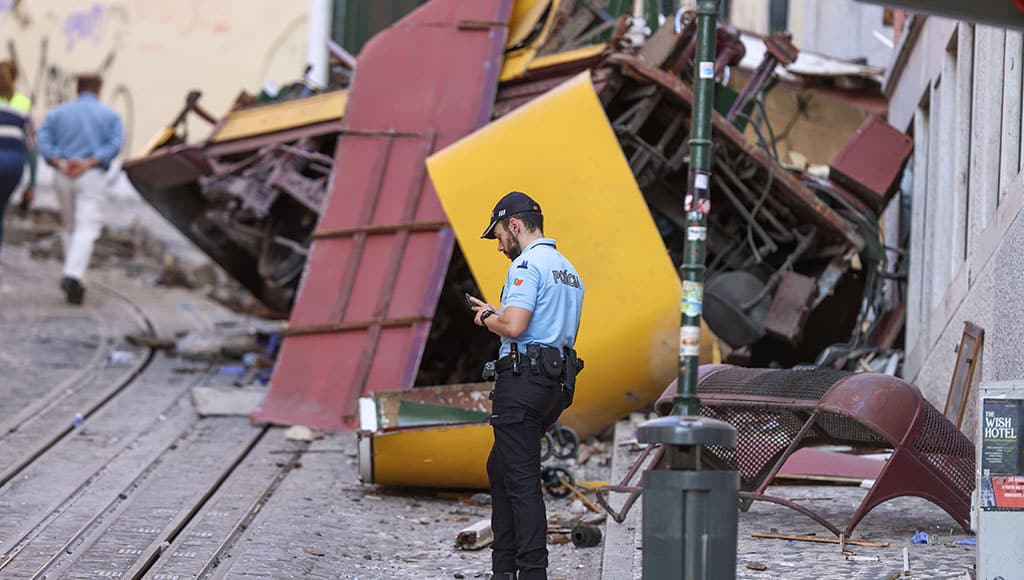 Aftermath of the Gloria funicular derailment in Lisbon