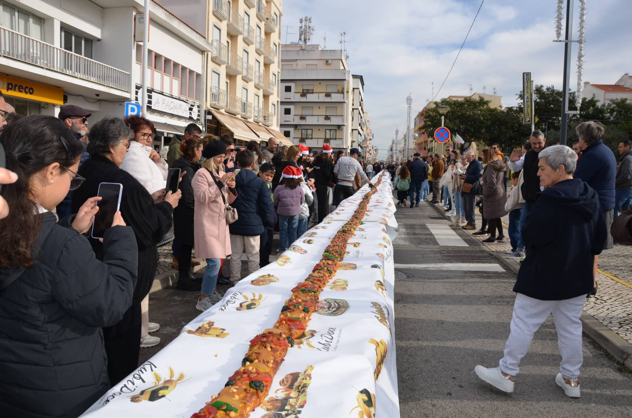 Vila Real de Santo António to serve giant Christmas cake