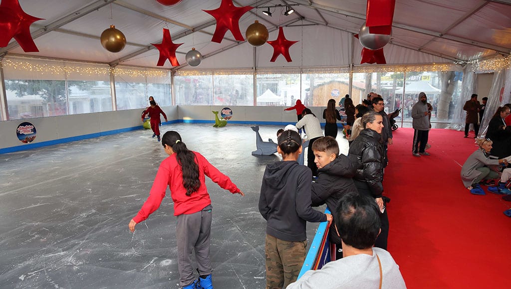 Christmas in Albufeira festive lights and holiday decorations across the municipality