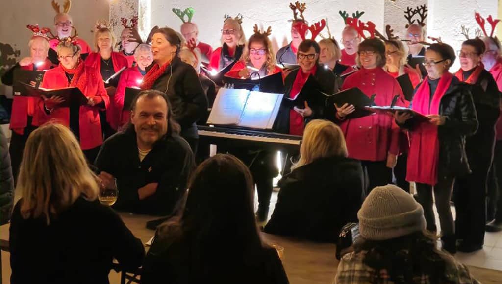 The Western Algarve comminty choir performing at Collab.