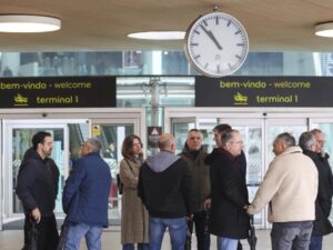 Police syndicates threaten action at Lisbon Airport over Easter