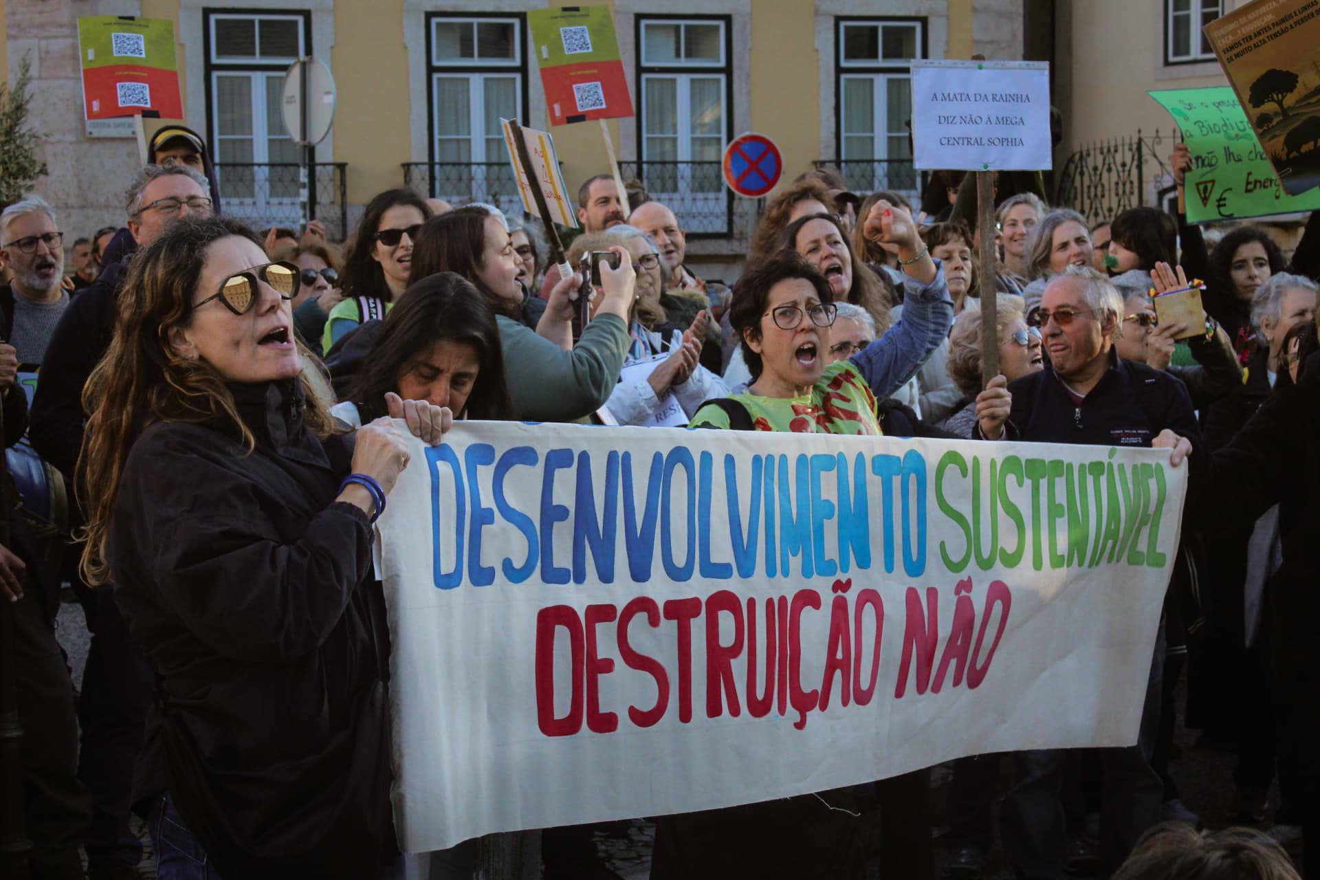 Platform against ‘mega-solar centres’ across Beira Baixa calls protest in Lisbon for January 31