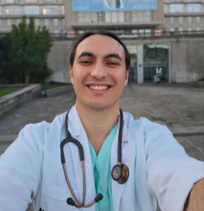 Portugal’s first gypsy doctor starts at Lisbon’s Santa Maria Hospital