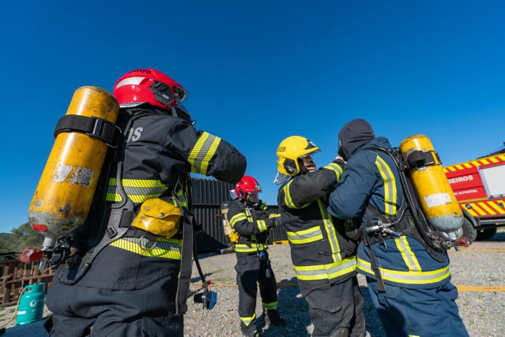 Bombeiros prepare for training session São Brás de Alportel