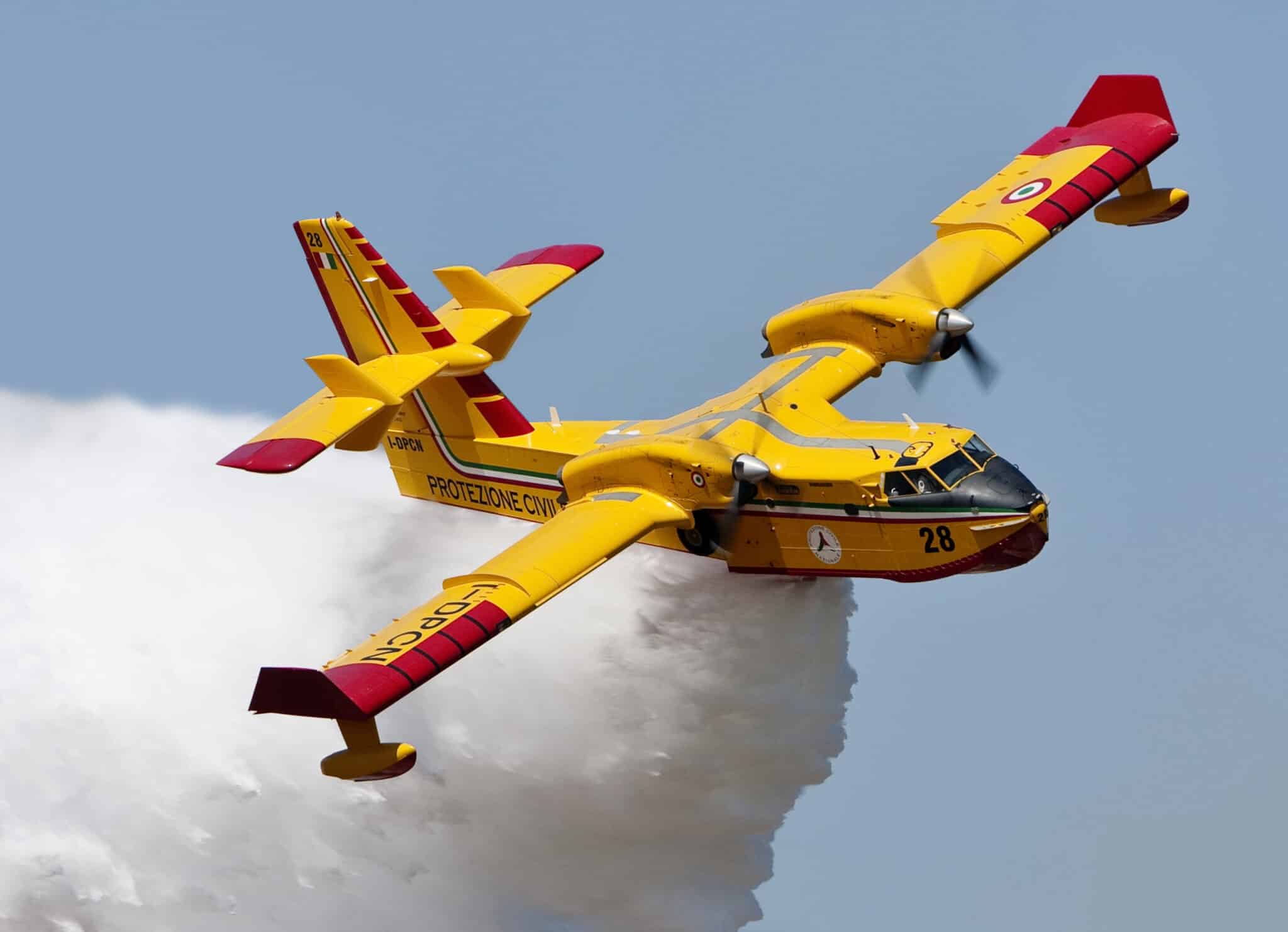 Canadair CL-415 Super Scooper