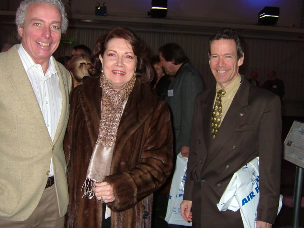 Douglas (right) 30th anniversary since first flight to NY at Bourget museum