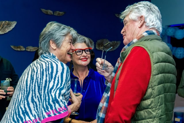 Anabela Macieira, CORE (centre), with
Gisela Therfer ,
and Dermot Forbes , Project Management