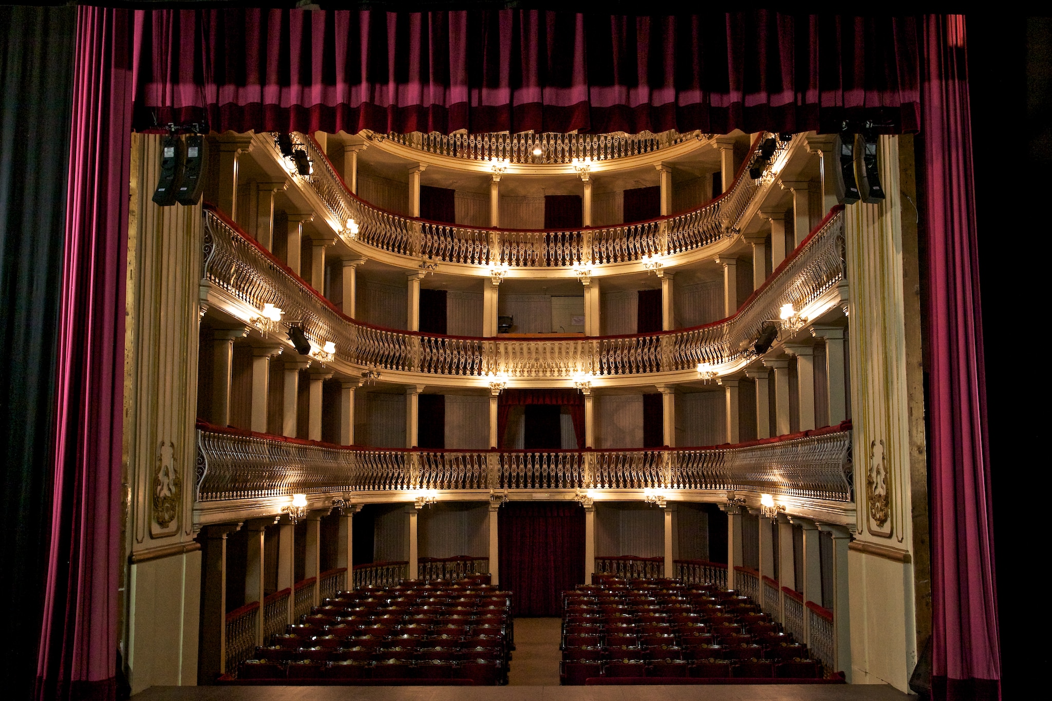 Faro eyes €4 million purchase of historic Lethes Theatre