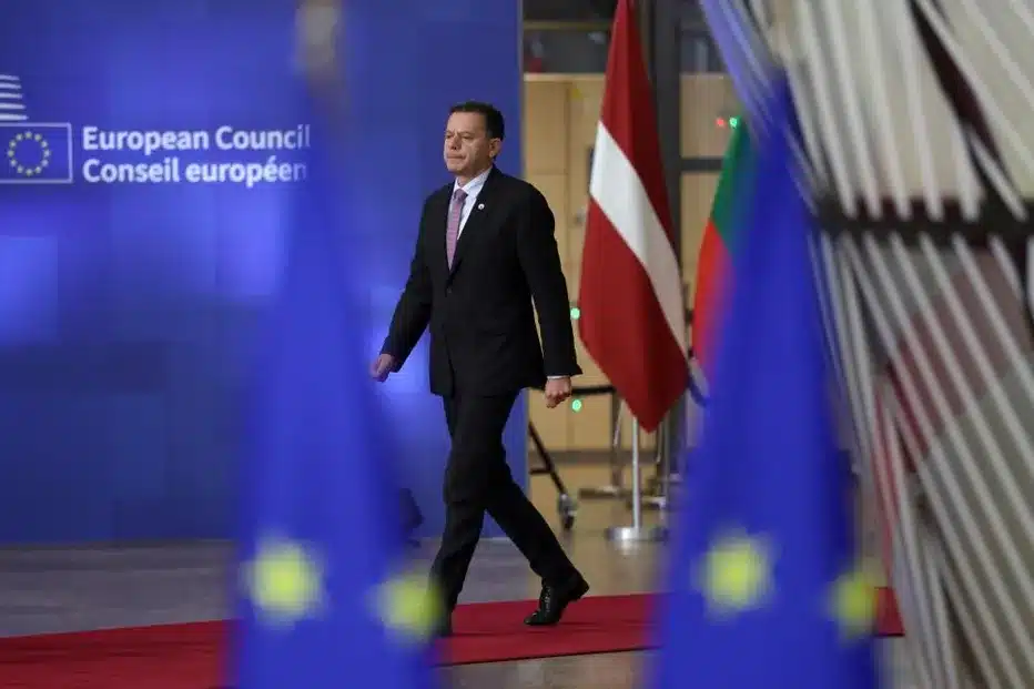A fairly po-faced PM still following last Sunday's presidential elections result. Image: Olivier Matthys/ Lusa/ EPA