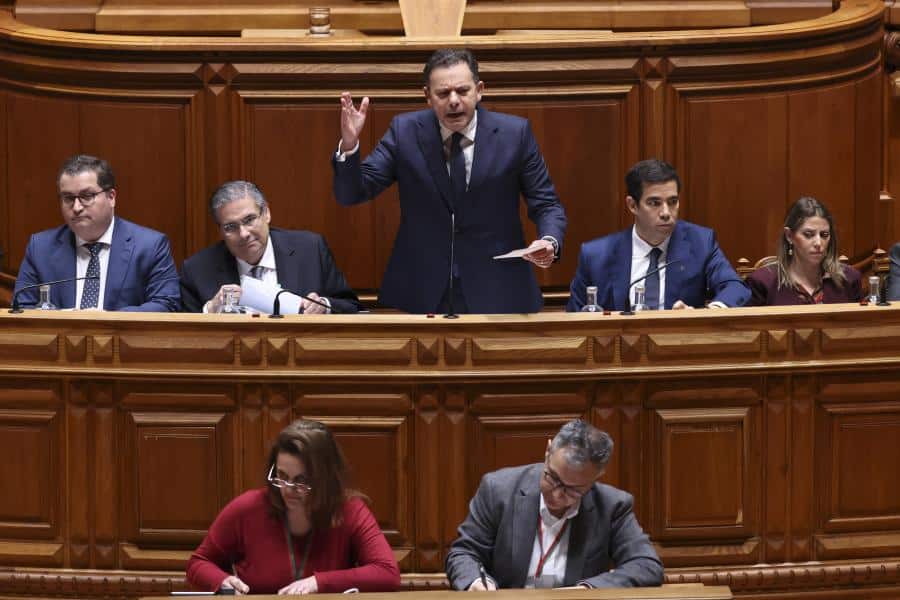 PM gives as good as he gets in first debate since devastating storms. Image: António Cotrim/ Lusa