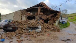 Families and businesses with tax debts “excluded from state storm support”