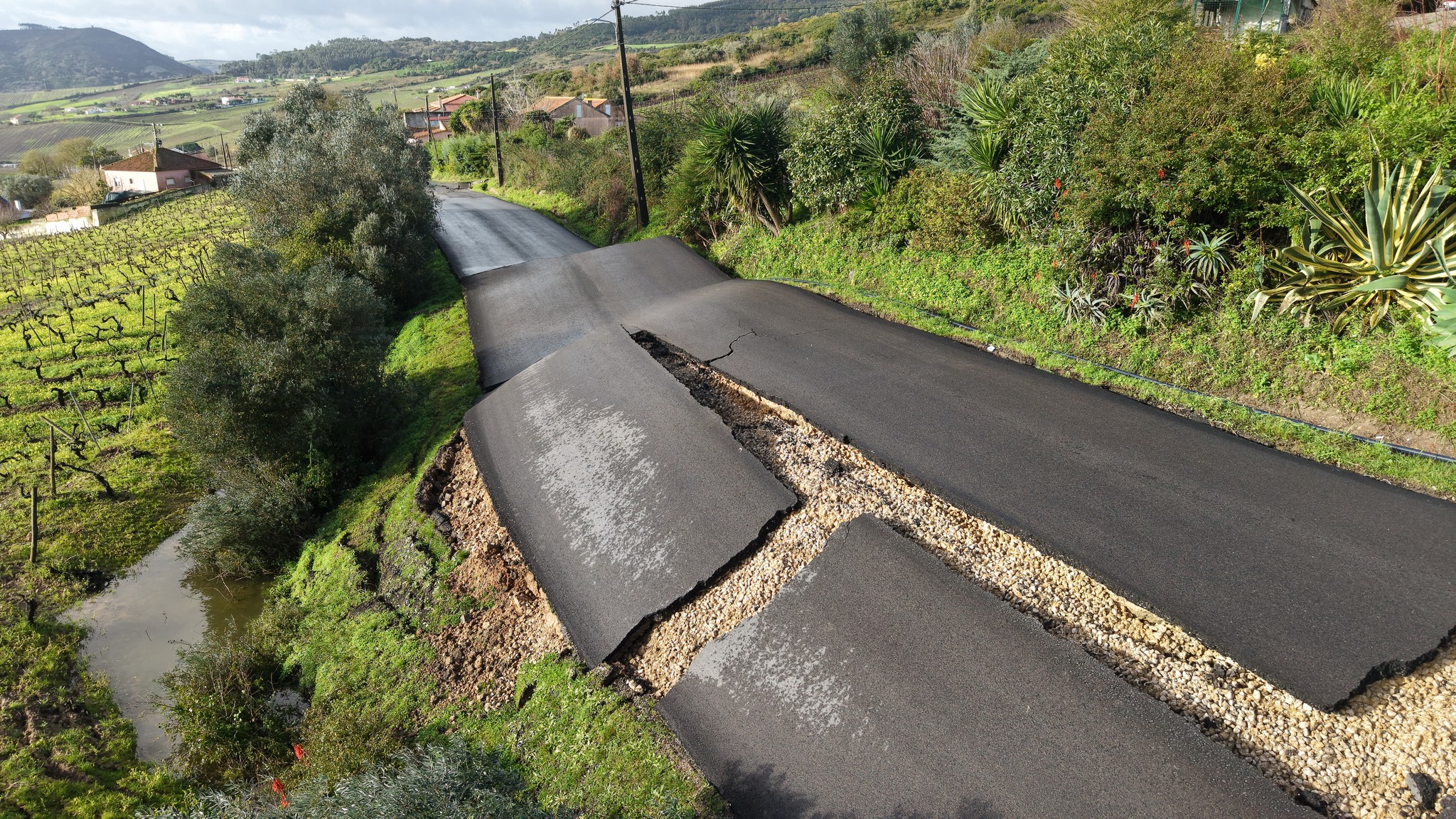 Arruda dos Vinhos storm damage