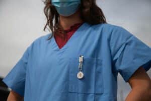 Algarve health authority ordered to pay thousands in back pay to nurses