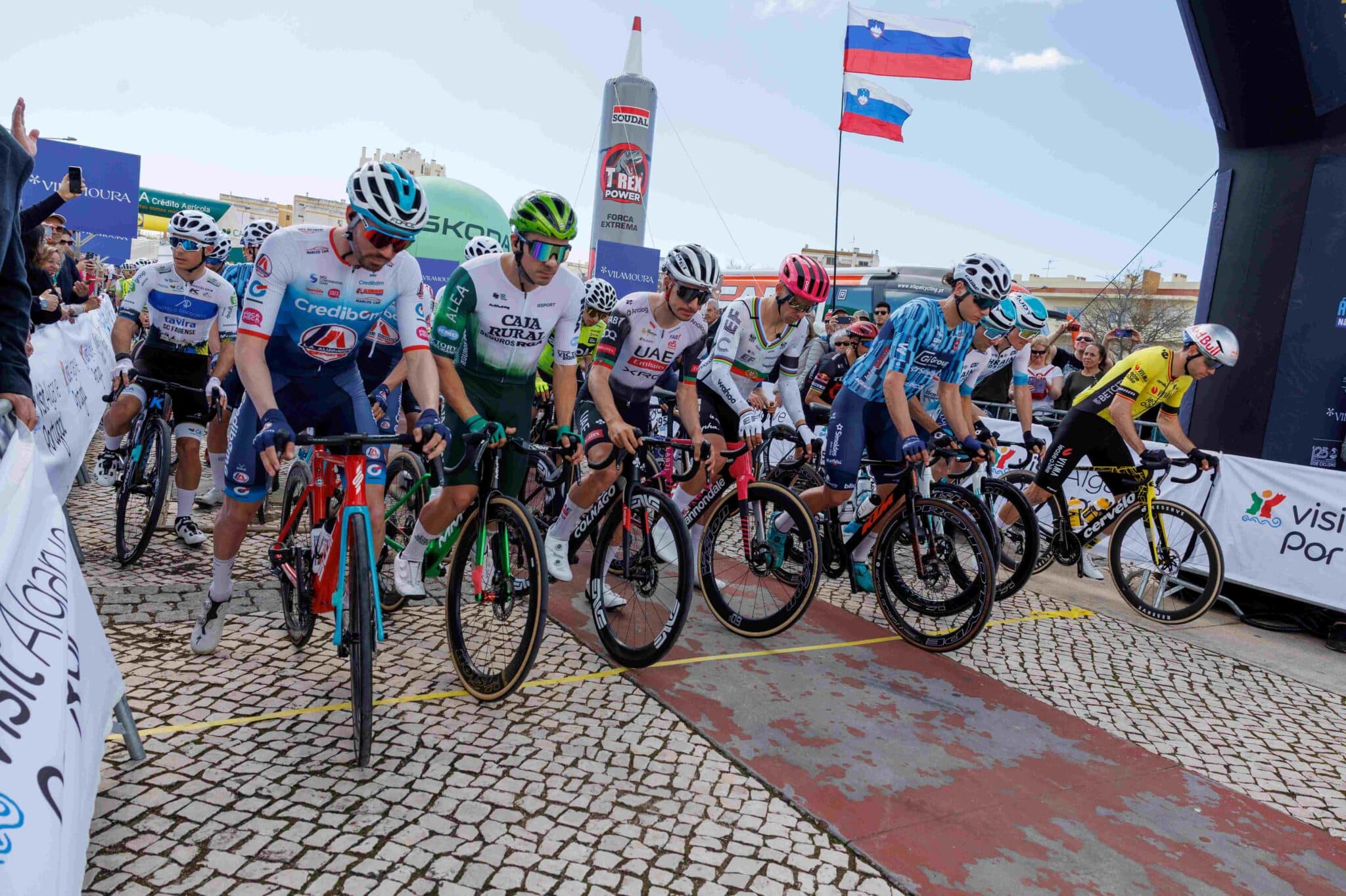 Partida Volta ao Algarve em Portimão 19-02-2025-78