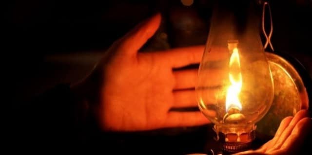 Households in and around Leiria never imagined how long they would have to survive without electric light/ heat/ reliable communications and even 'safe' water