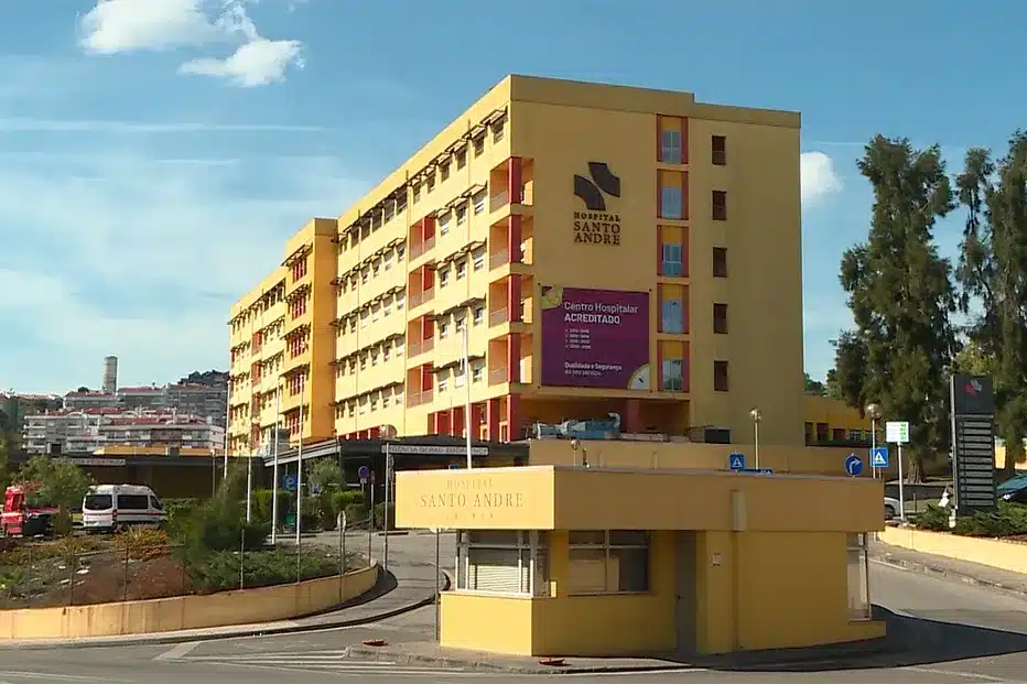 Leiria health authorities appeal to people not to take chances in the ongoing clean-up: the hospital's A&E is being overwhelmed