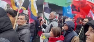 Hundreds demonstrate for ‘Peace not War’ in Lisbon, Porto