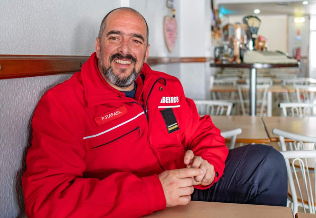 Chatting with Pedro at local cafe