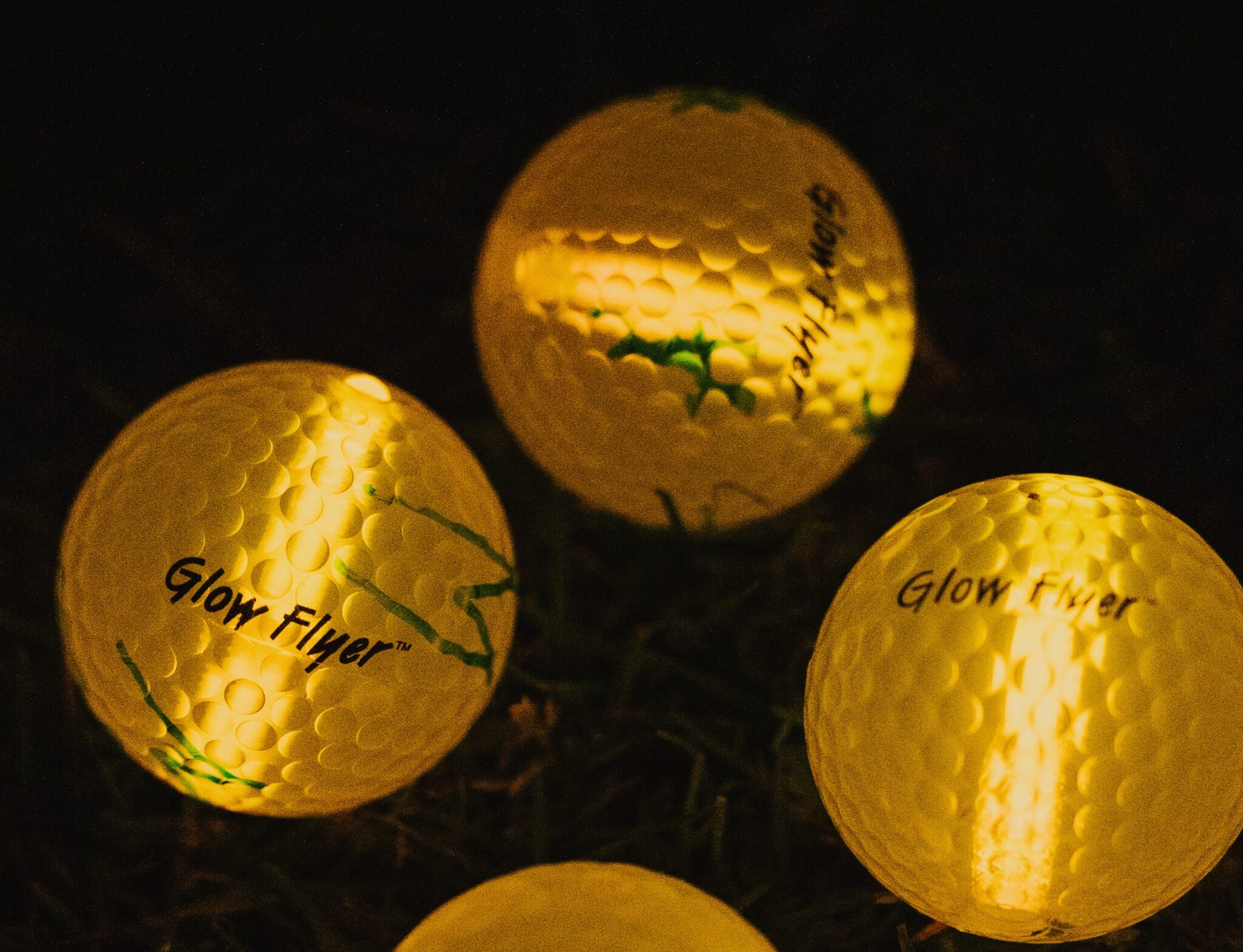 Hilton Vilamoura hosts night golf event for Earth Hour