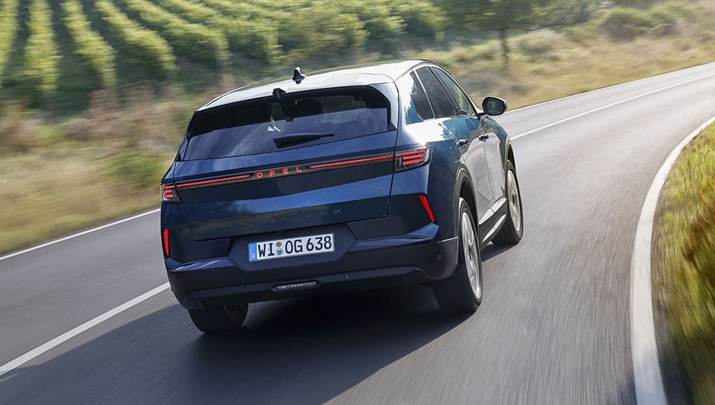 Opel_Grandland_Hybrid_526399