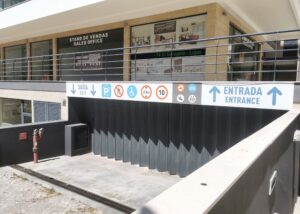 Praia da Rocha paid car park opens year round