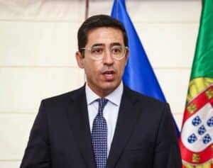 Albufeira council denies discrimination claims against mayor