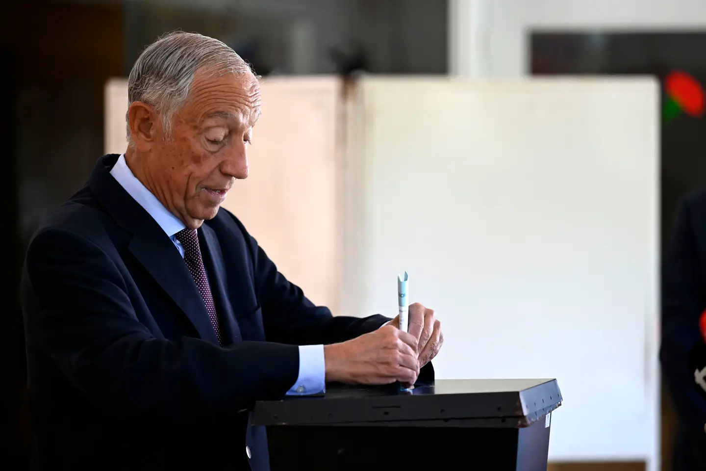 Former president Marcelo casting his vote in Celorico de Bassto during the 2024 legislative elections. Image - Fernando Veludo/ Lusa