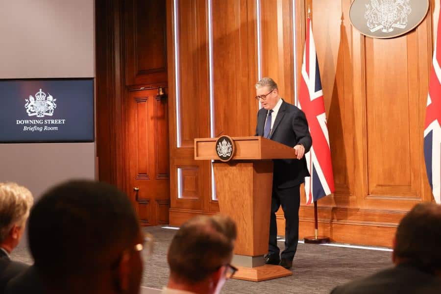 Keir Starmer announces meeting for later this week. Image - Lusa