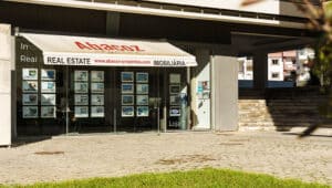 Abacoz Properties, tailored guidance at every step