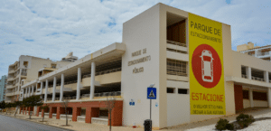 Paid car park reopens in Armação de Pêra
