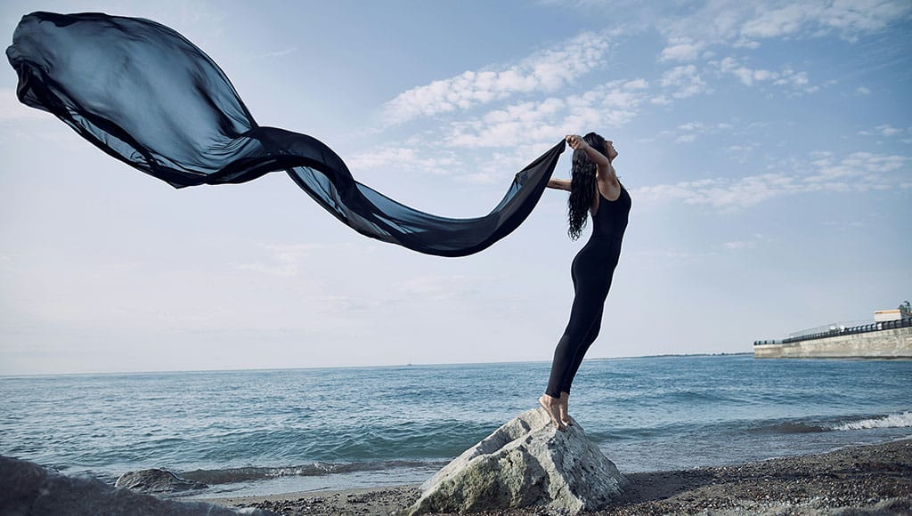 Body (Darius Bashar-unsplash)