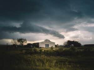 Stormy weather: when Nature tests fragile foundations