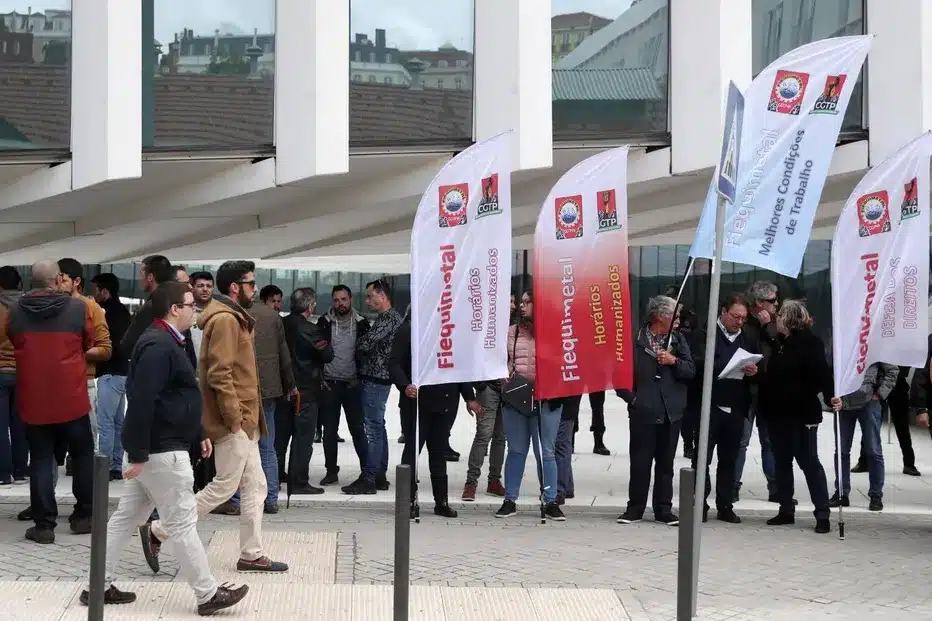 Otis lift and escalator workers to stage 24-hour strike