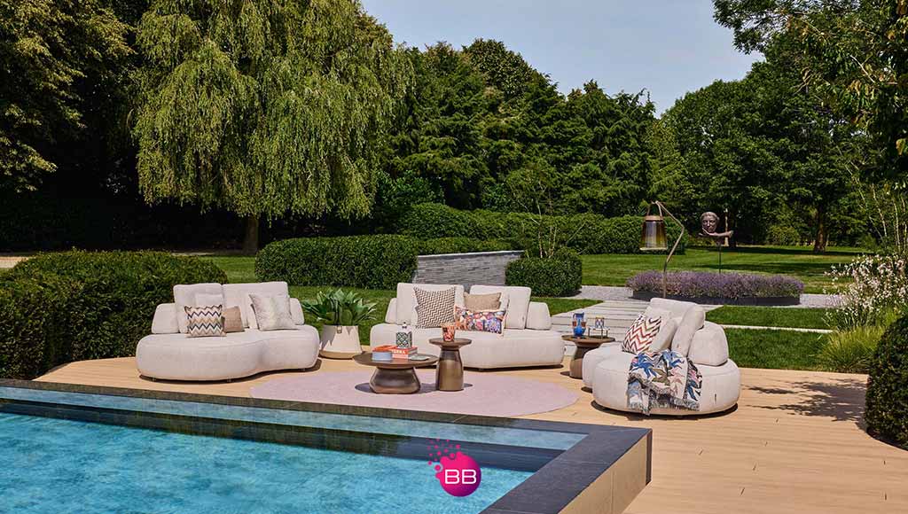 Photo of a terrace with furniture sold by Slings Outdoor Living